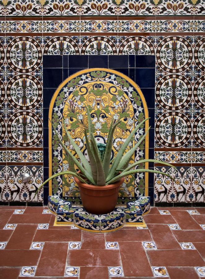 Le Petit Palue Sevilla Esterno foto